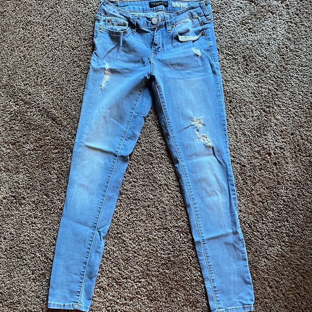 Aeropostale jegging jean. Size 2 regular.